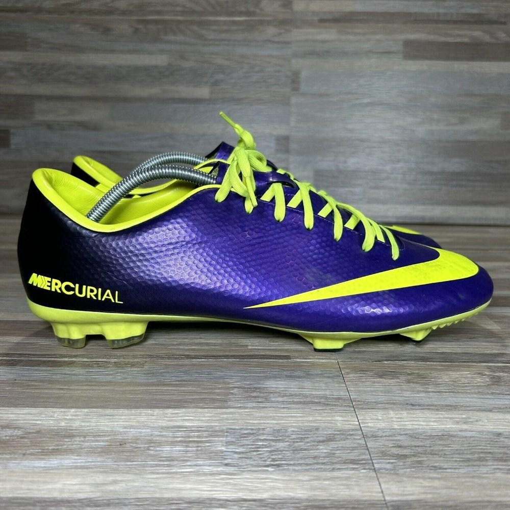 Nike Mercurial Victory IV FG Men’s Size 13 Purple Volt Soccer Cleats 555613-570